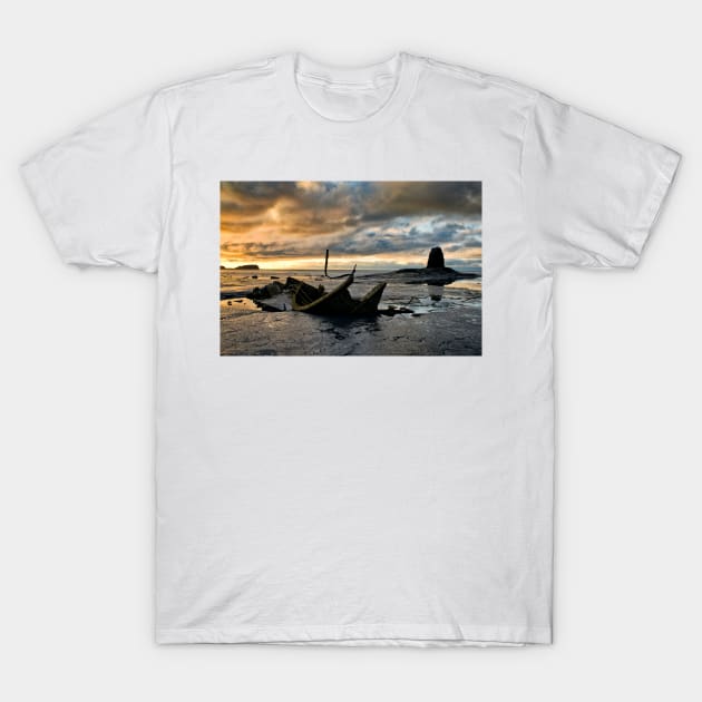 Black Nab and the wreck of the Admiral Von Tromp at sunset. Saltwick Bay, England T-Shirt by chrisdrabble